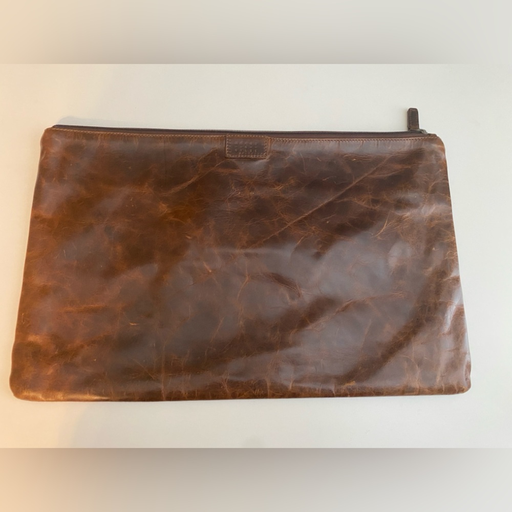 Moore and Giles Arnold Portfolio, NWT, Brompton Brown Leather, Unisex